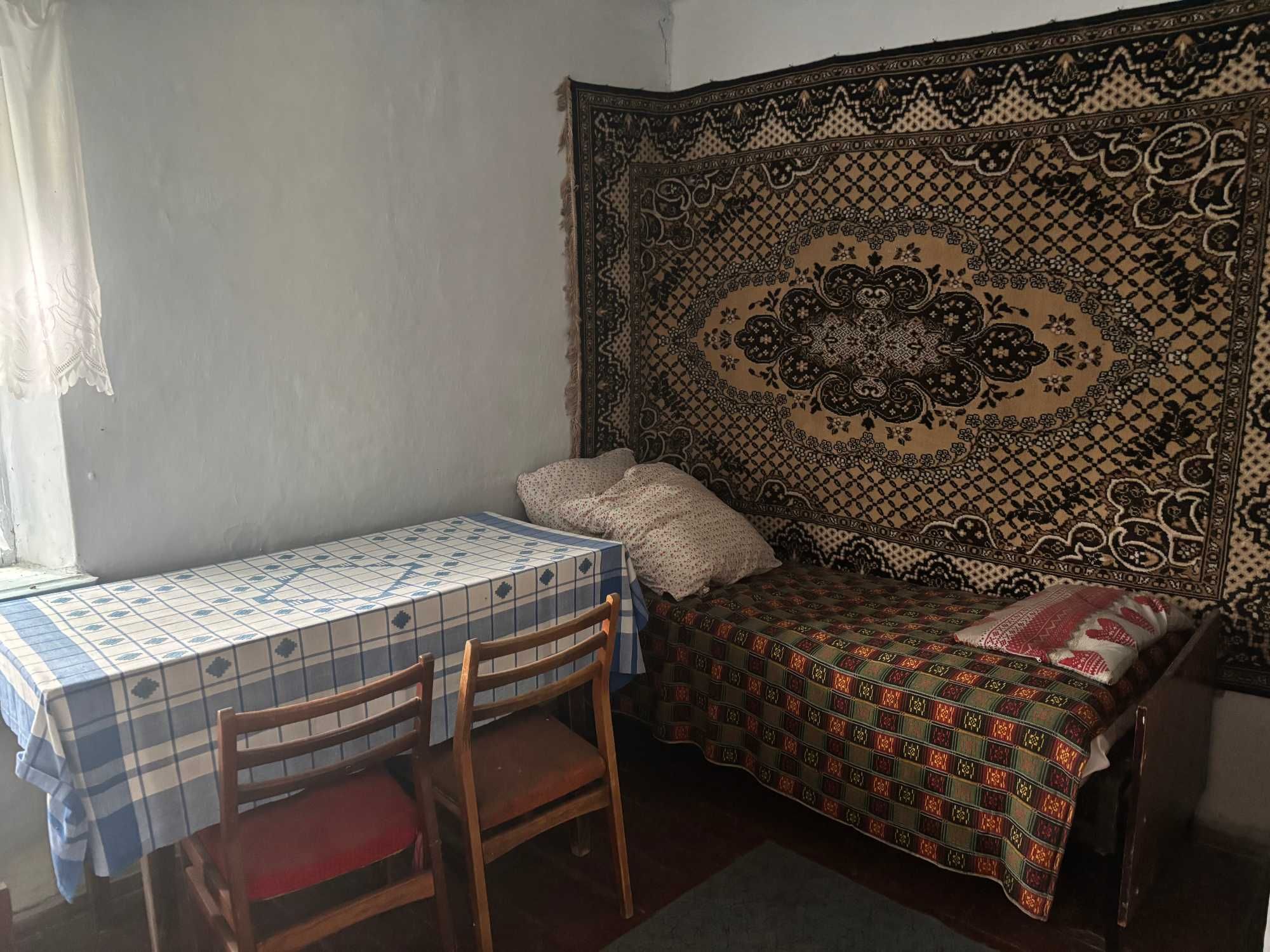 Будинок в селі Редвинці