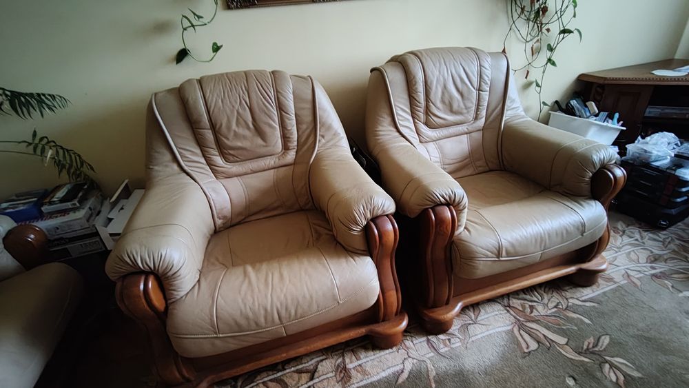 Sofa rozkładana skórzana i dwa fotele