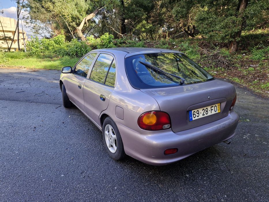 Hyundai Accent 1.3 LS 5 portas
