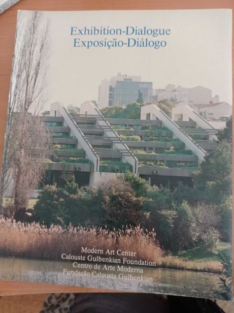 Livro "Exposição-diálogo" Fundação Calouste Gulbenkian