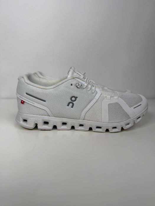 On Running Cloud białe r. 42 (Używane)