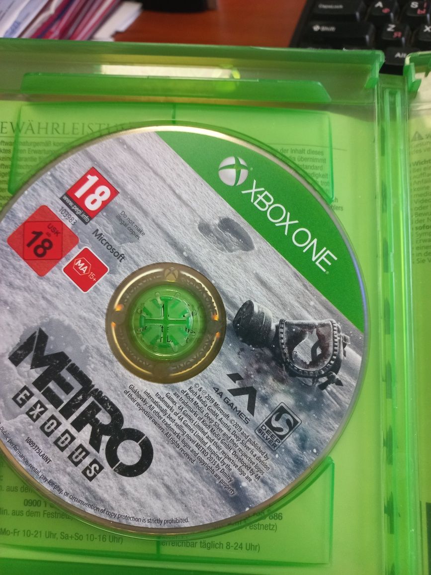 Диск Xbox one METRO українська версія
