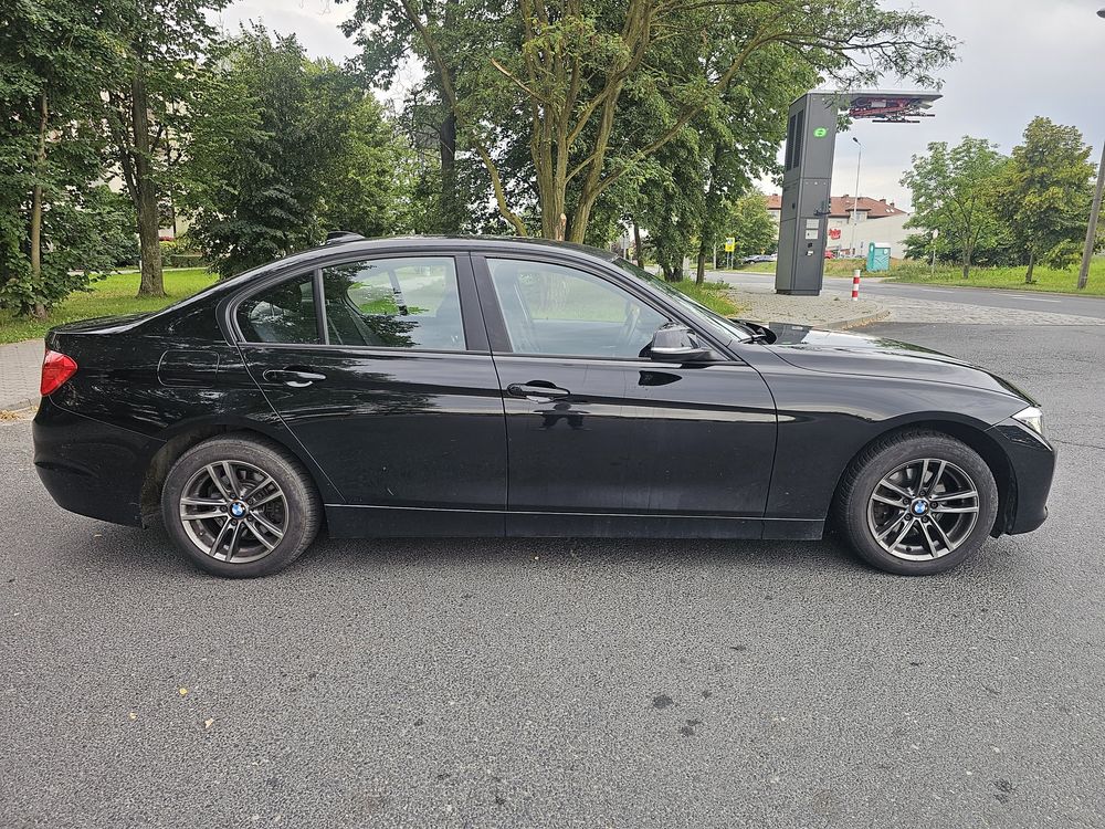 Samochód BMW 316