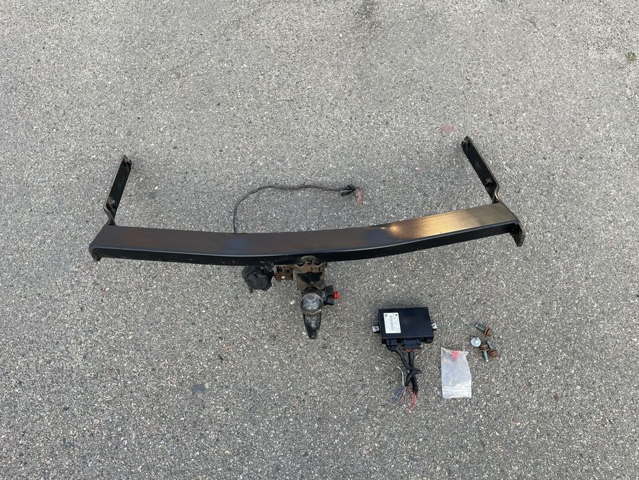 Фаркоп форкоп гак приципне VW Touran тоуран фолькс тауран туран 04-15р