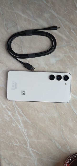 Samsung Galaxy S23 8/128GB S911B/DS Dual SIM 5G NFC Qi OIS 6,1" 120Hz