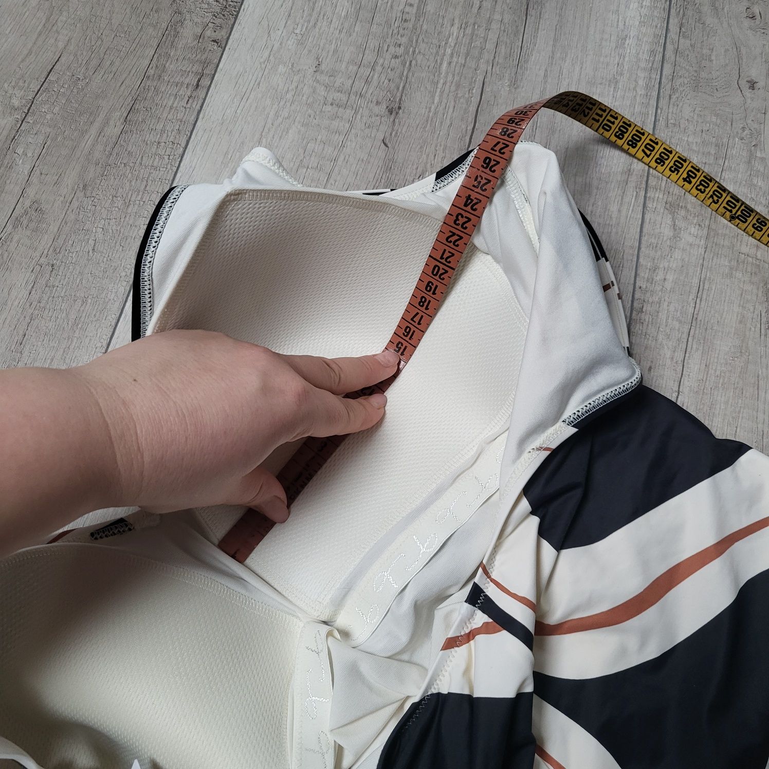 Strój kąpielowy jednoczęściowy Triumph 46E summer Allure krem czarny