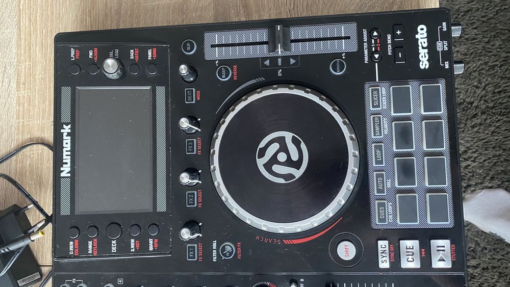 NUMARK NV II kontroler DJ