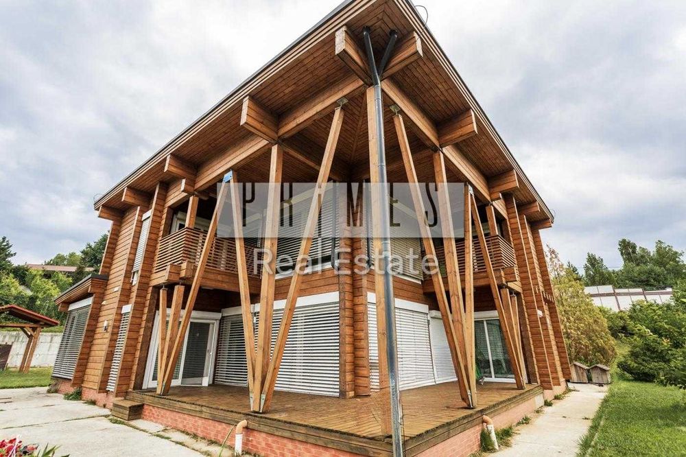 Аренда дизайнерского дома 256м2, бассейн, Вита-Почтовая