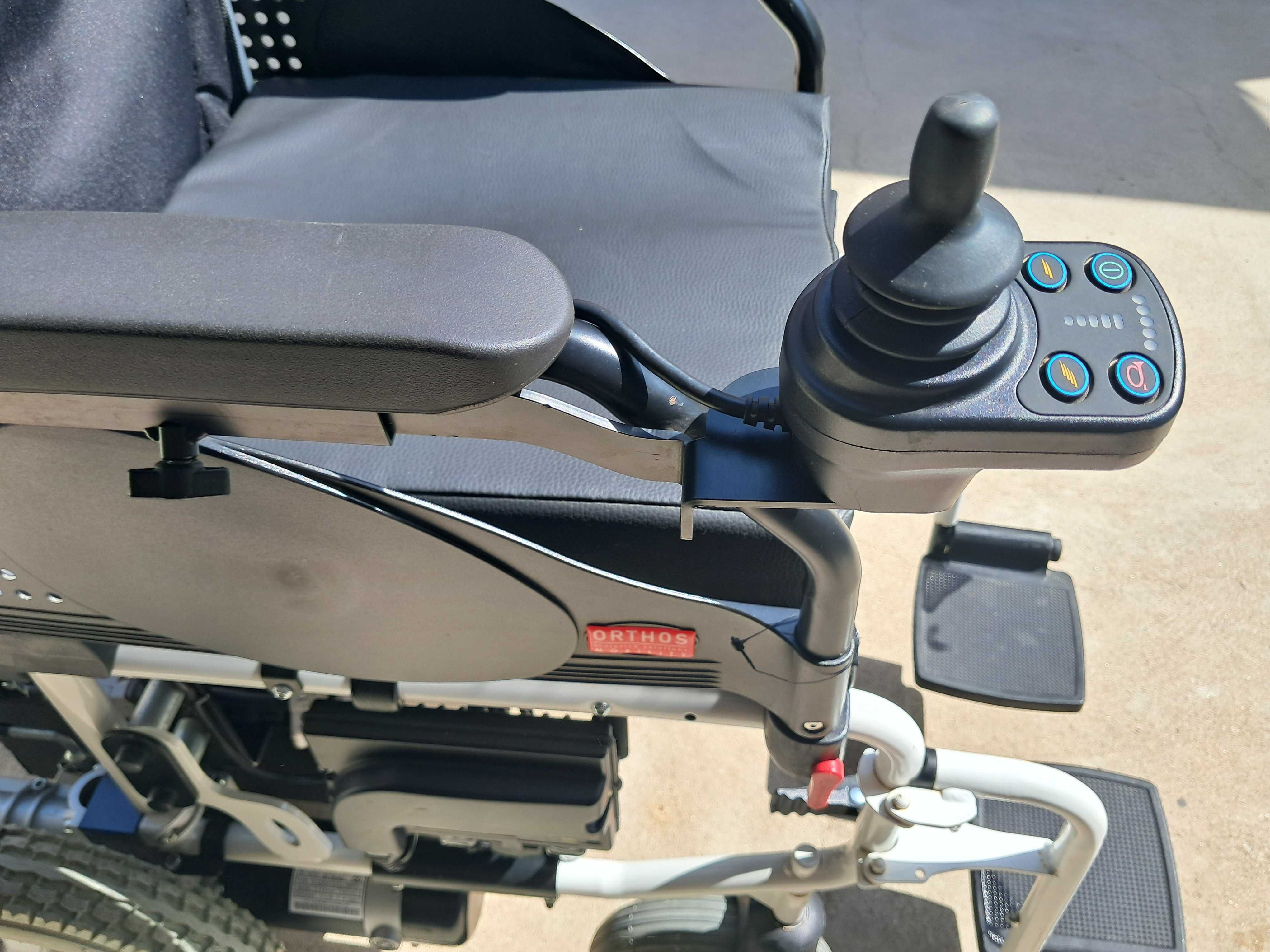 Cadeira de rodas electrica ORTHOS AZTECA 43