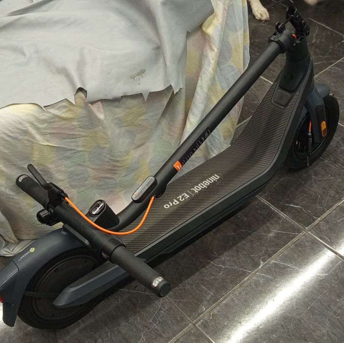 Trotinete elétrica (pouco usada, bom estado)