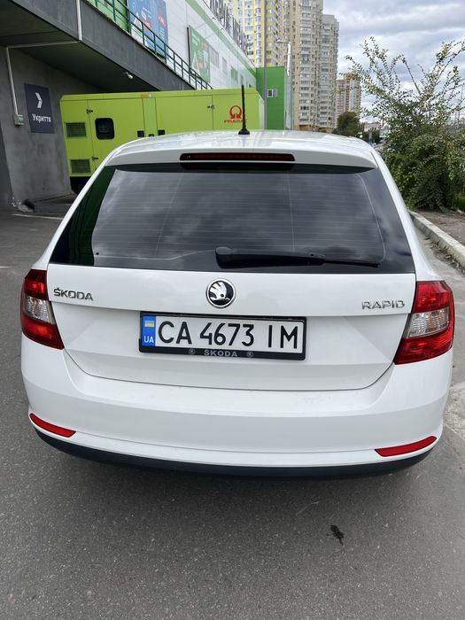 Шкода рапід,2015 рік ,рапид ,rapid