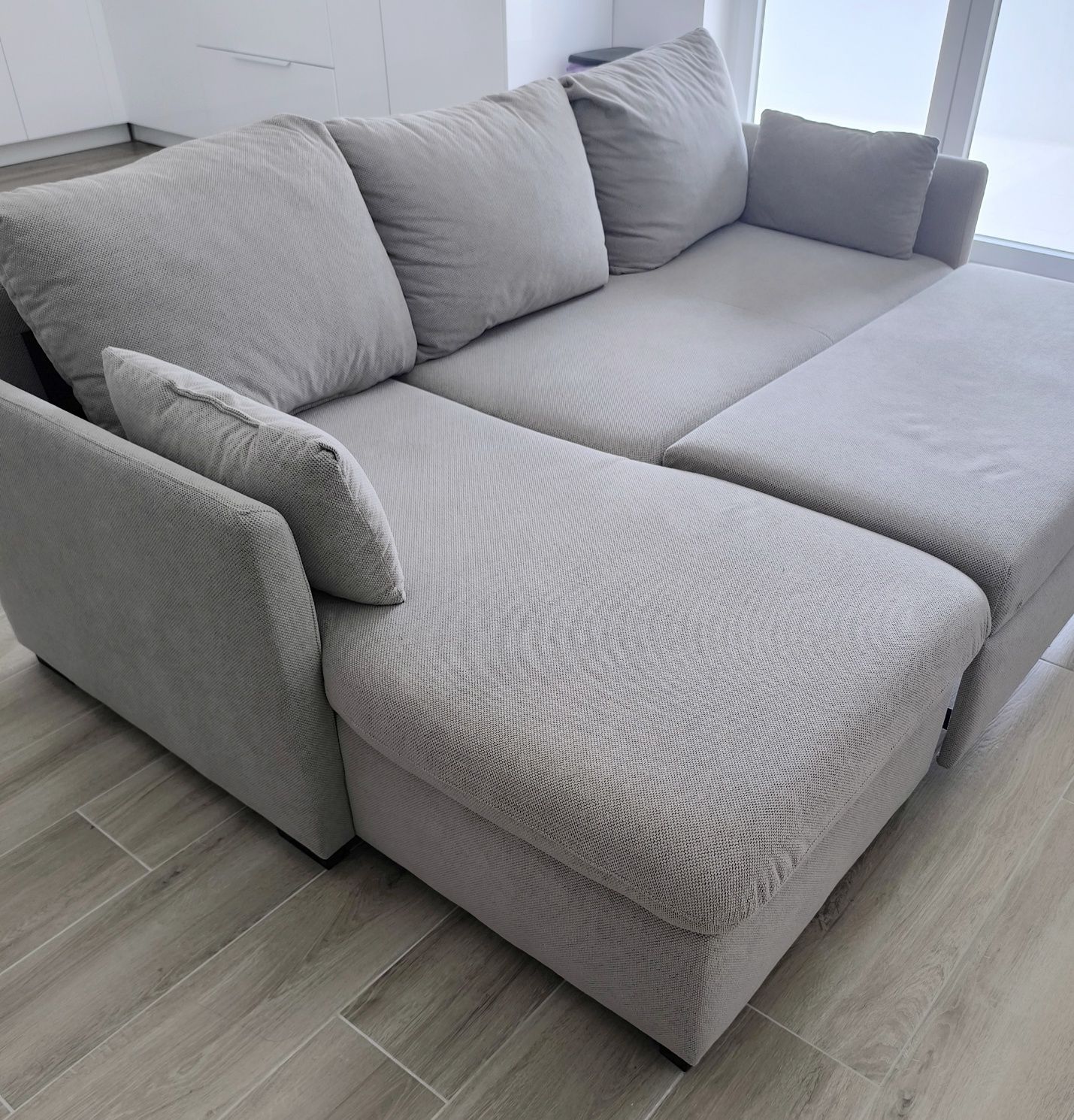 Sofá chaise longe c/cama reversível