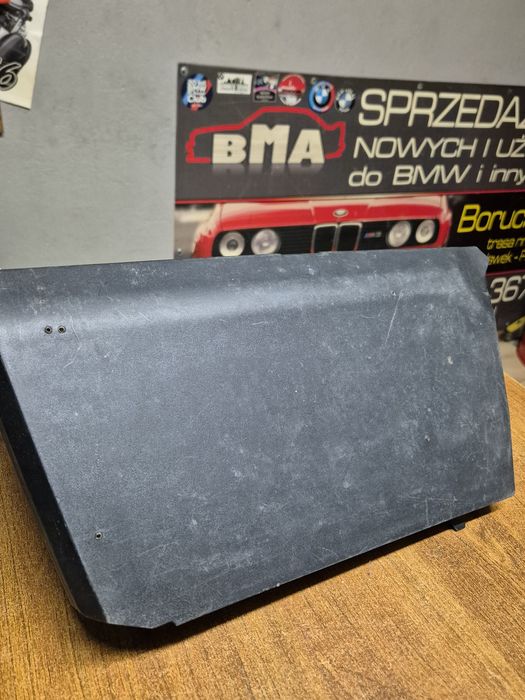 BMW E36 Cabrio Osłona Schowka Na Akumulator w Bagażniku  8.119105
