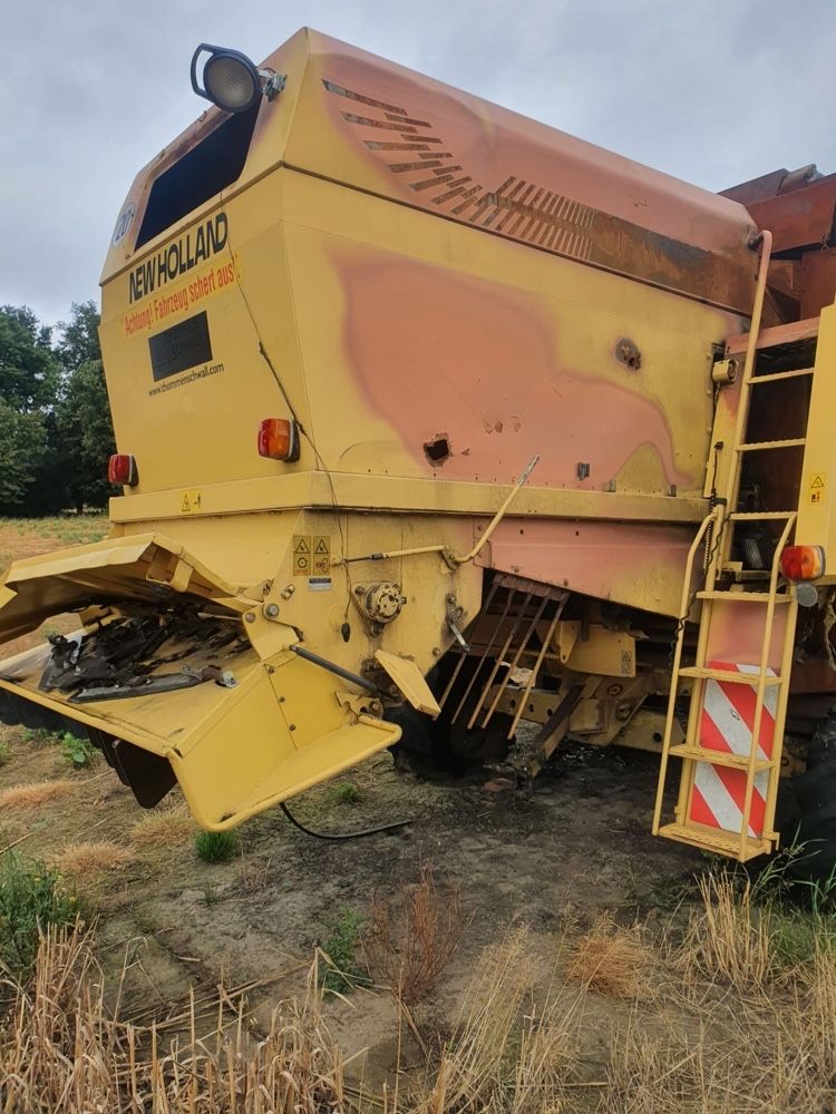 Czesci New Holland TX 65