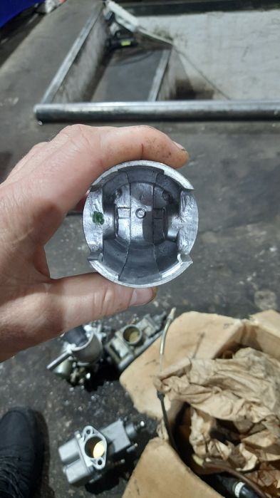 Поршня ЮПИТЕР,карбюраторы