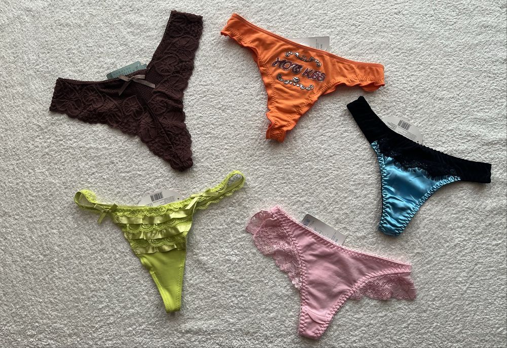 NOWE majtki stringi S