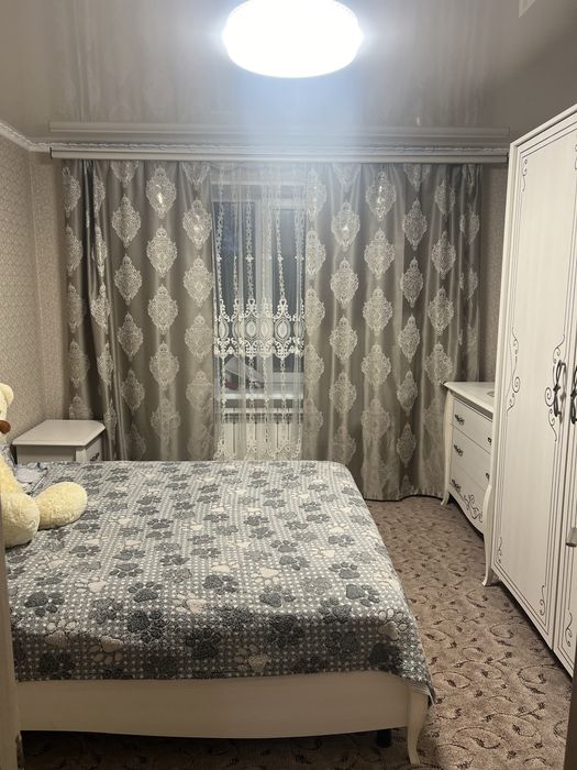 Продам спальный гарнитур