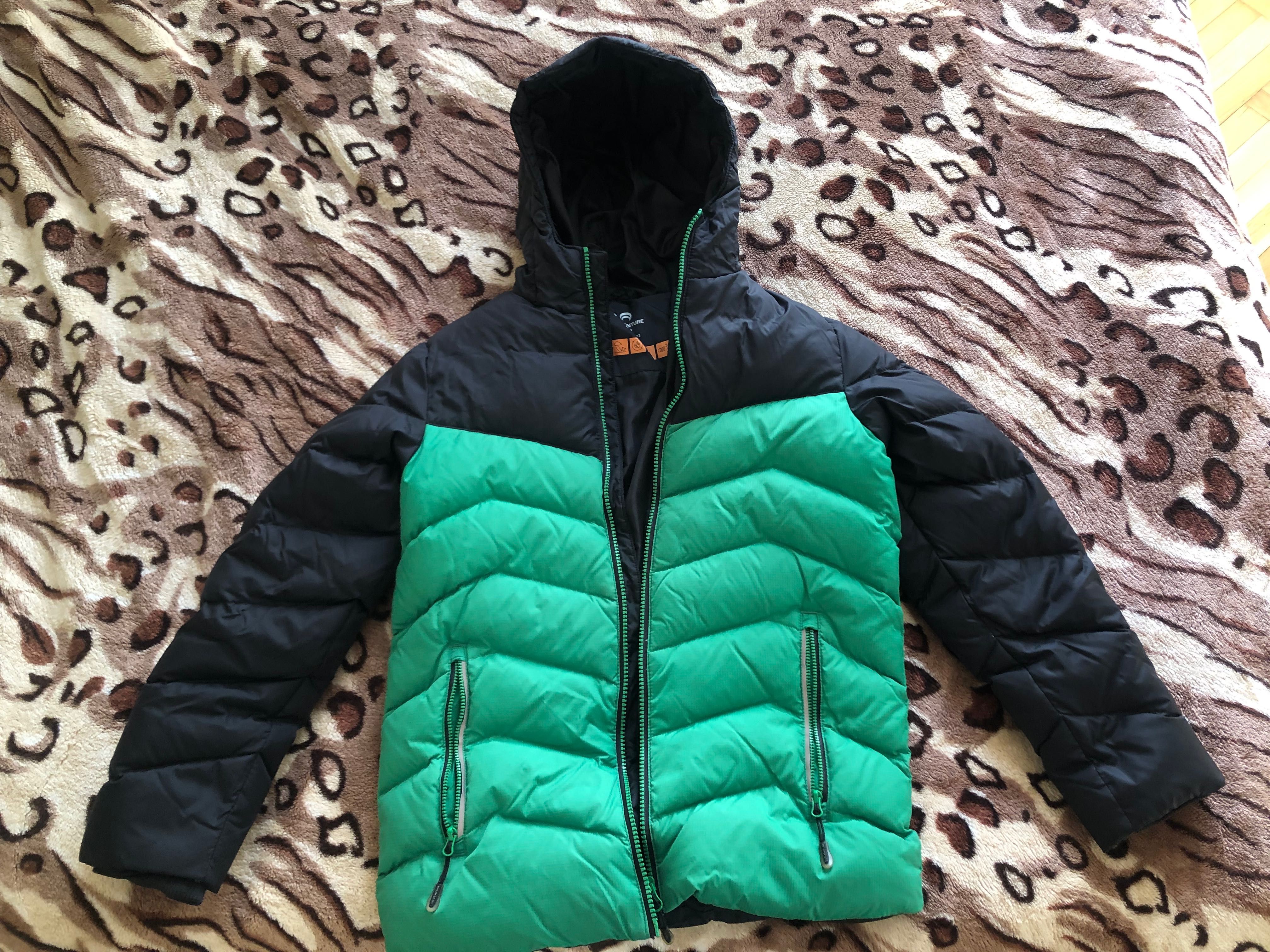 Продам куртку пуховик Outventure натуральный , для мальчика, 146 р