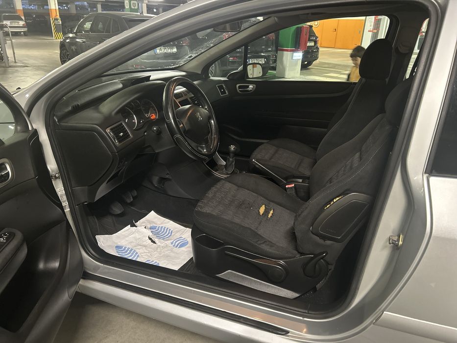 Peugeot 307 comercial 1.6hdi (110cv) - 05
