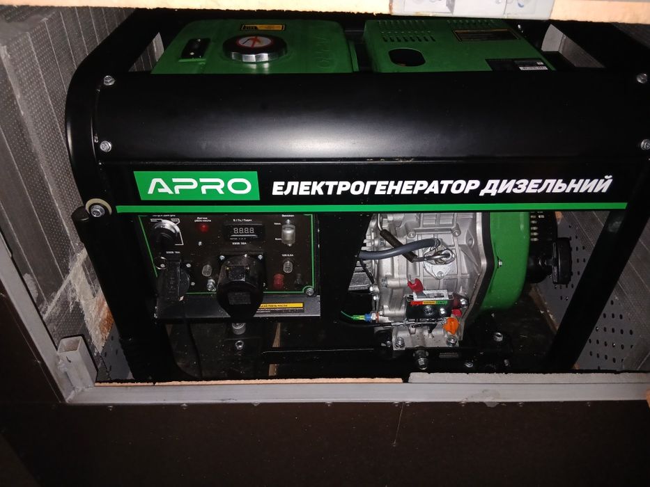 Дизельстанция в коробі