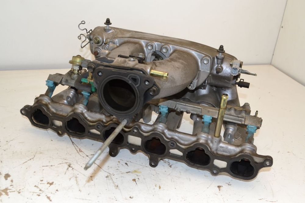 Lexus  IS 300 GS300 2JZ-GE kolektor ssący