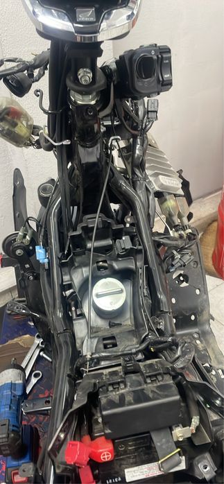 Vendo peças  pcx 21 a 24