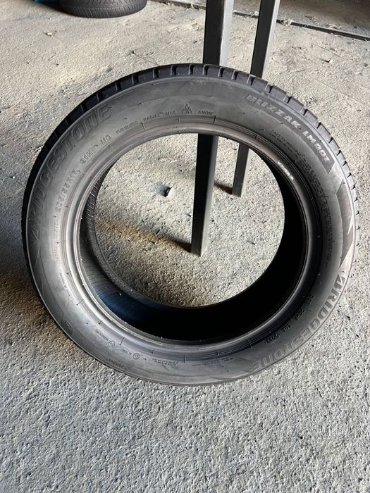Шини 205/55 r17 91Н Bridgestone Blizzak LM001 2022р (452)