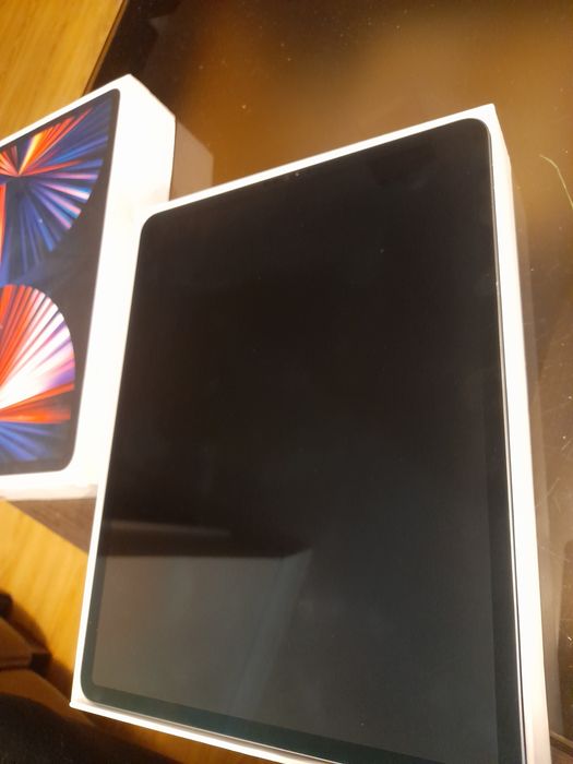 Ipad Pro 12.9 5gen 138GB A2378