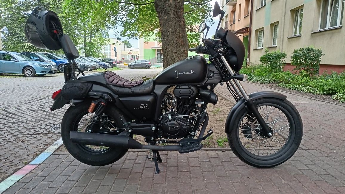 Junak M12 Vintage czarny mat