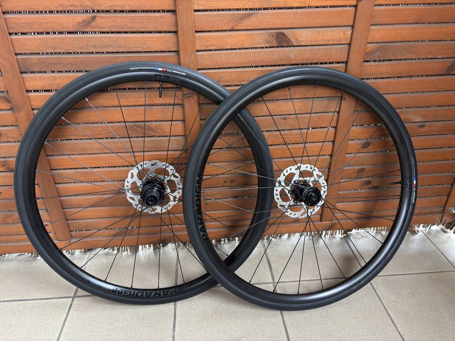 Koła szosowe Bontrager Paradigm 23 TLR