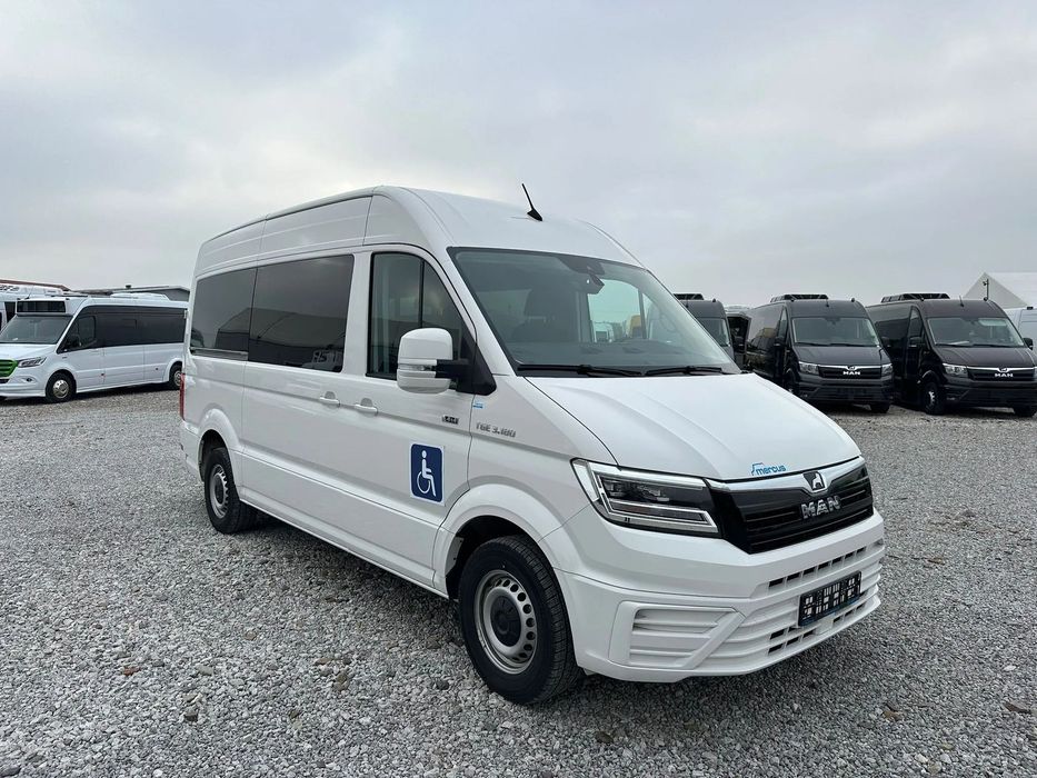 MAN TGE 4X4 ,9 - osobowy , przewóz osób niepełnosprawnych