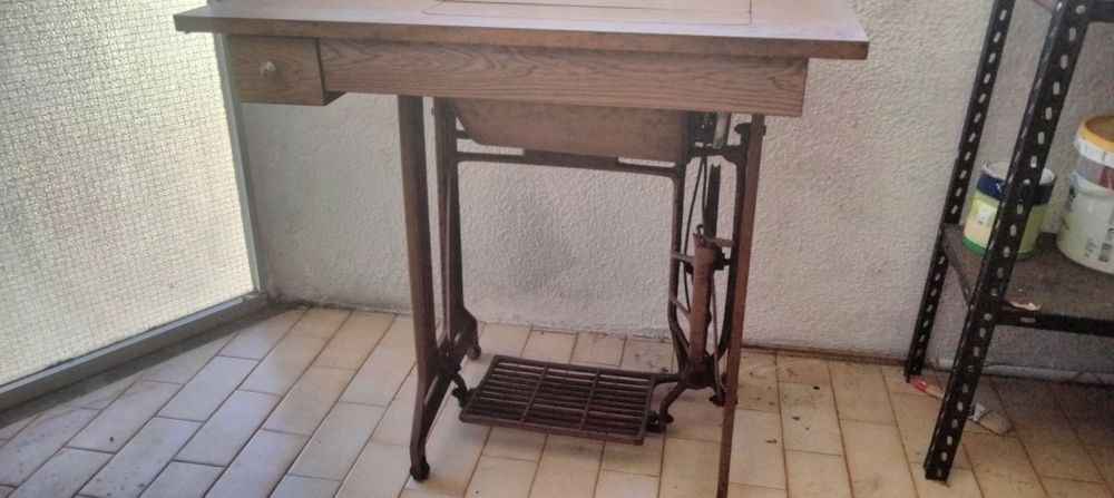 Máquina de costura vintage