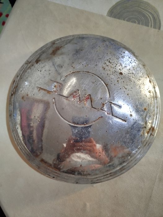 Продам колесные колпаки Москвич - 402, 403,407