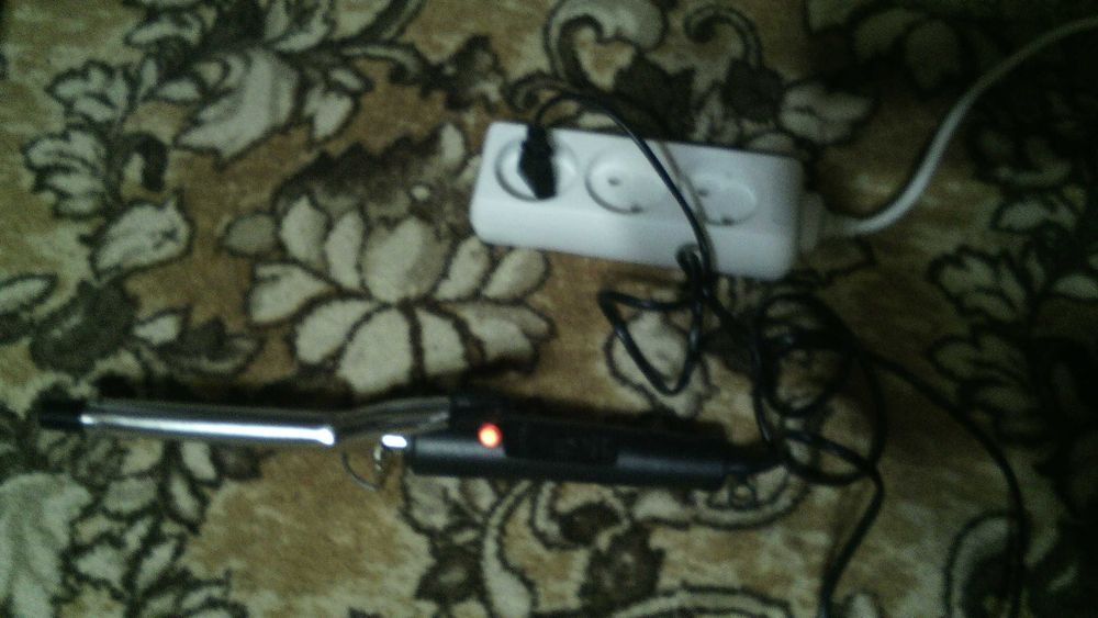 Плойка  для  волос новая.