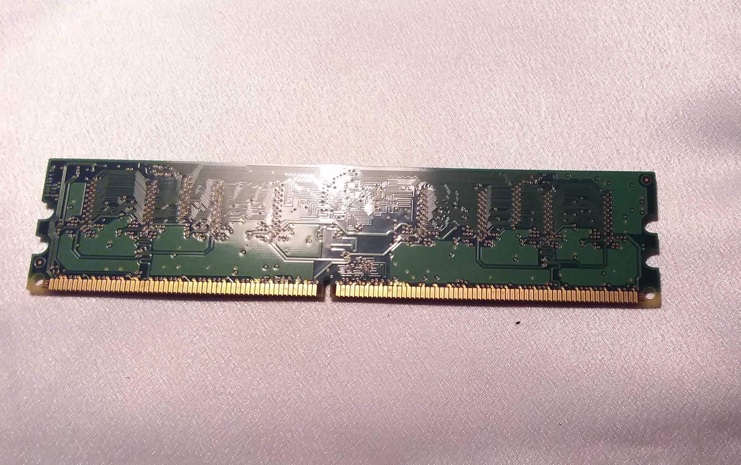 Плата оперативной памяти на 1 GB, DDR2