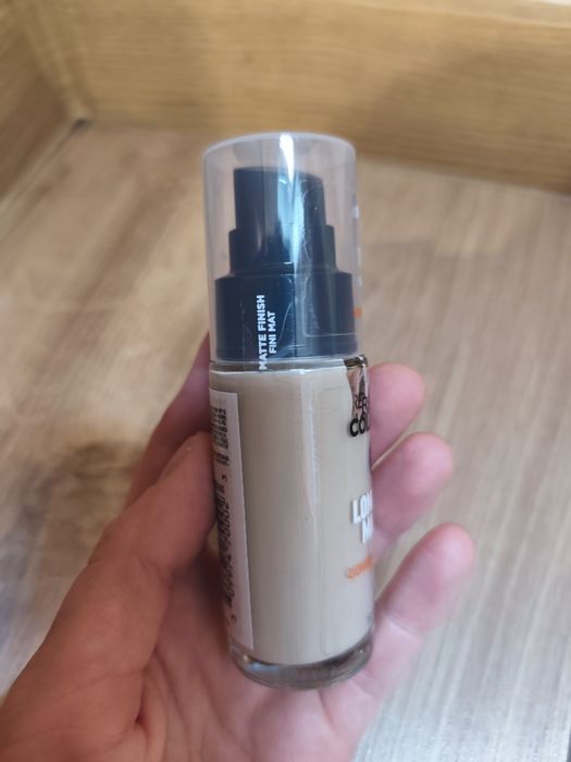 Nowy Revlon colorstay podkład 150buff