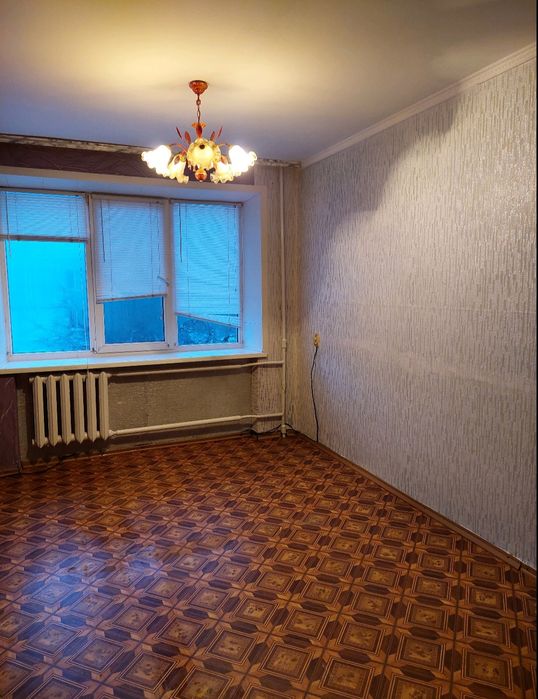 Продам кімнату у гуртожитку на Хворостянки  /Труда/