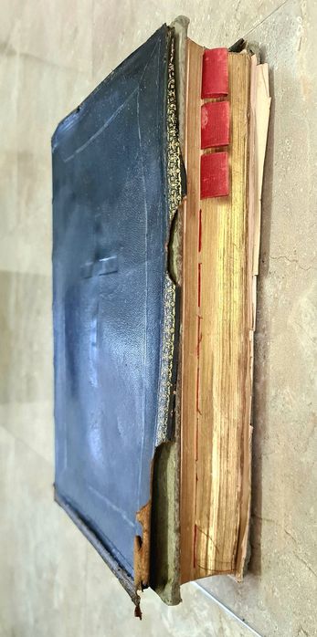 Missale Romanum de 1878 – Edição de Luxo rara com detalhes dourados