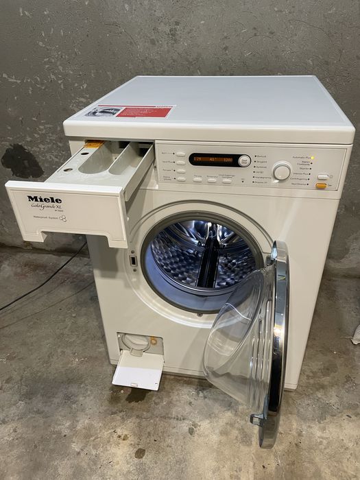 Пральна машинка..Miele v 5000”