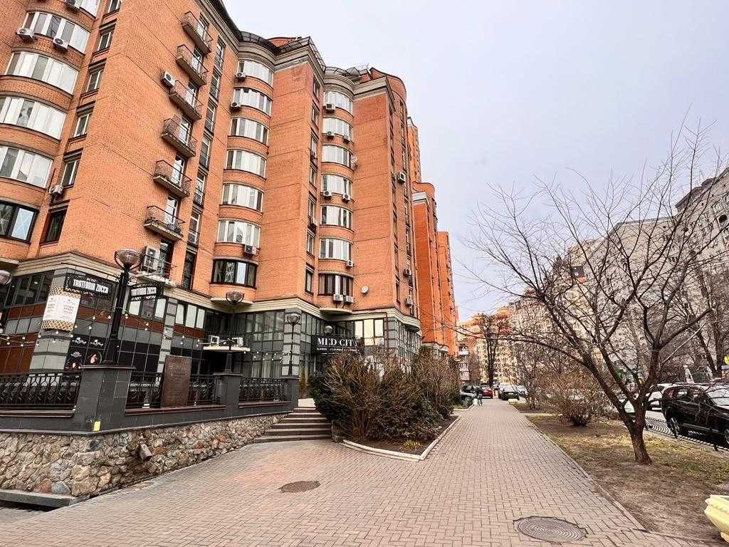 4к, 4 поверх, 182м², підземний паркінг, вул. Павлівська, 26/41, без %