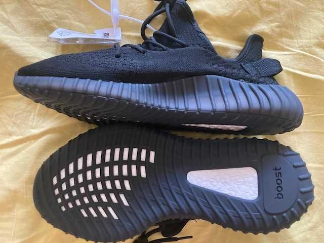 кроссовки Adidas Easy Boost  на 42 размер