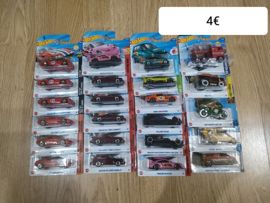 Hot Wheels variados
