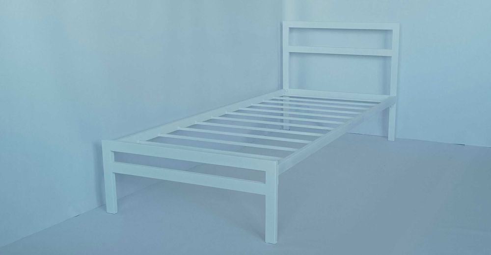 Ліжко в стилі лофт білий колір металеве з міцне . Кровать белая .Loft