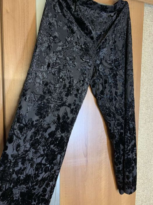 Святкові штани з оксамитовою вишивкою