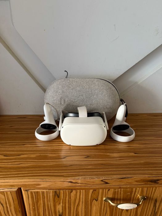 Gogle Meta oculus quest 2 II 128GB VR wirtualna rzeczywistość + Etui