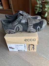Фирменные кроссовки Ecco