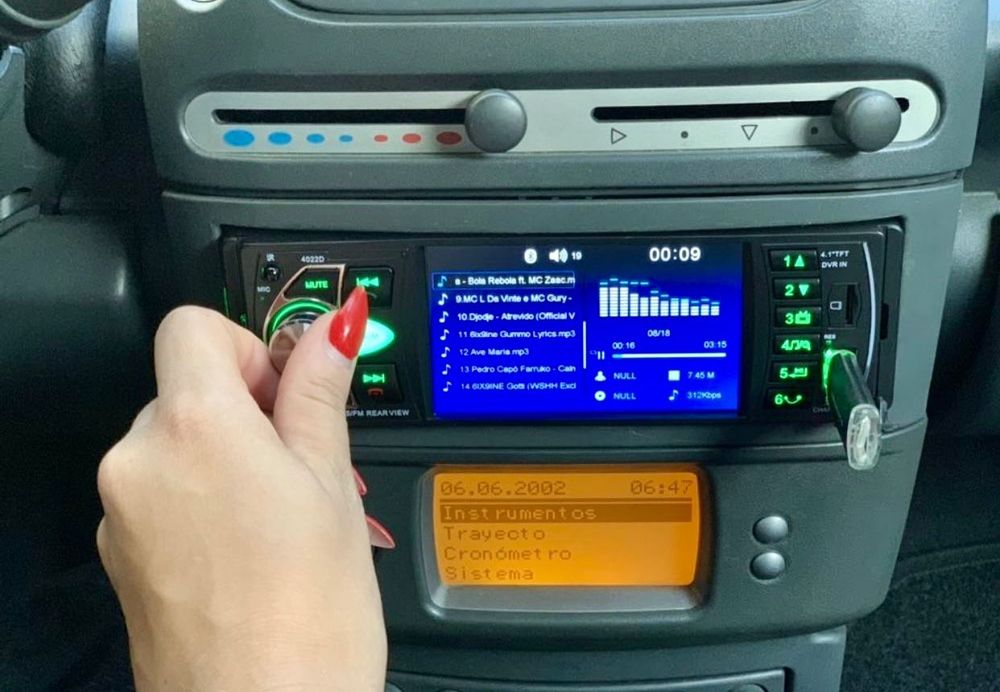Auto-Rádio Mp5 1 din Novo Full-HD, USB,SD,60x4w Novo em caixa