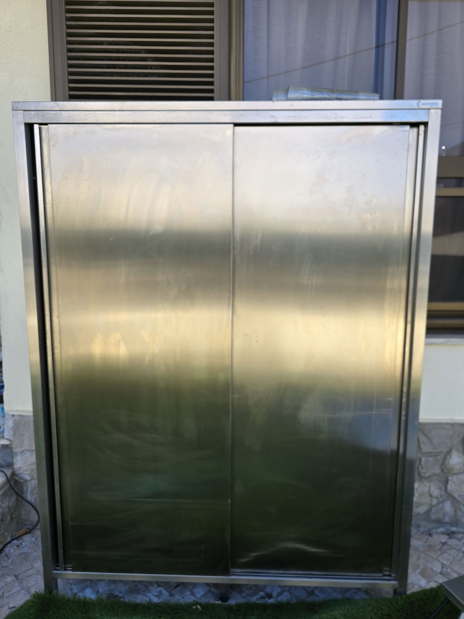Movel inox com 3 prateleiras
