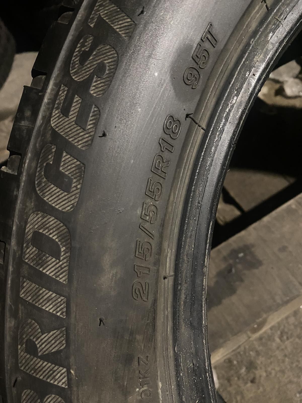 215.55.18 Bridgestone 2шт зима БУ склад шины резина из Европы 55 R18