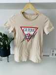 Beżowa koszulka Guess icon damska nadruk tshirt bluzka